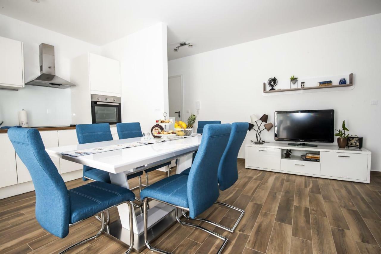 Blue Pearl Apartment Rogoznica  Exterior photo